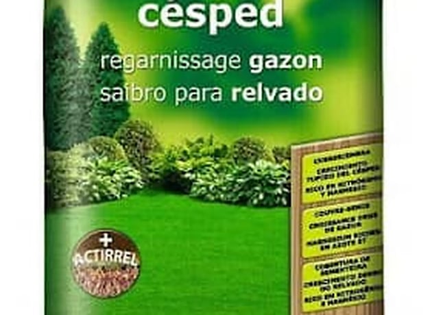 ¿Qué es el recebo del césped?