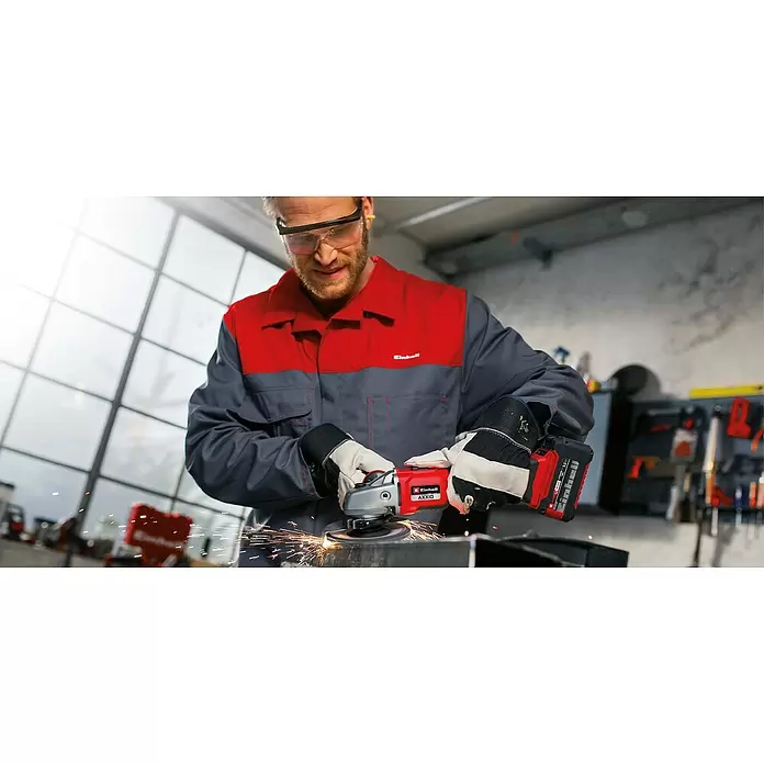 Einhell Power X-Change Akku-Winkelschleifer AXXIO 18/125 Q - 18 V, Ohne Akku, Durchmesser Scheibe: 125 mm, 8.500 U/min - Anwendungsbeispiel