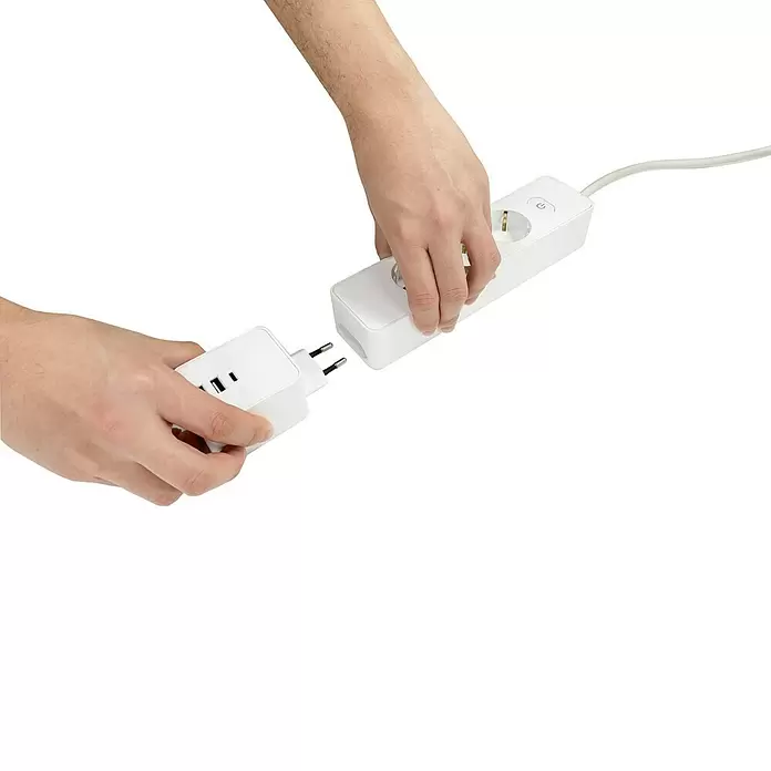 Voltomat Steckdosenleiste - 3-fach, Weiß, Kabellänge: 1,4 m, 3.860 W - Anwendungsbeispiel