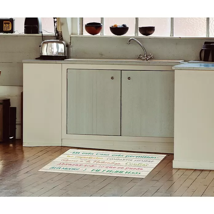 Alfombra de vinilo Croma Tablas - Blanco, 110 x 50 cm - Foto ambiente