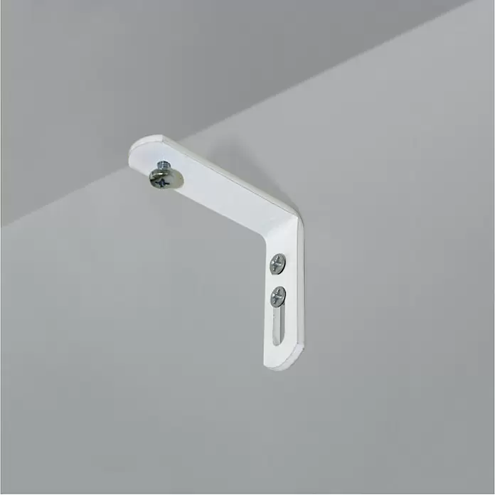 Escuadra para cortinas - L x An x Al: 6,1 x 1,6 x 5,2 cm, Específico para: Guías y rieles de cortina, Atornillado - Producto en uso