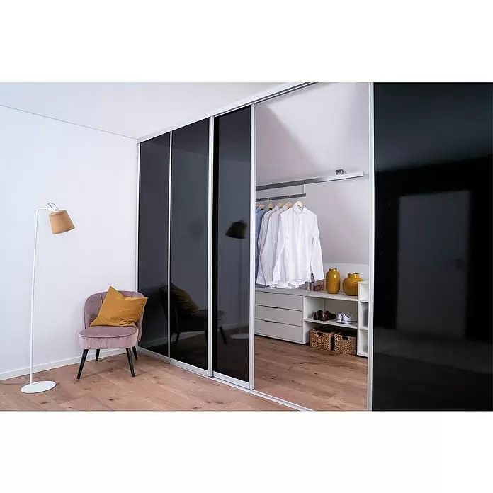 Room Plaza Easy Schiebetür-Bau-Set - Hochglanz Schwarz/Hochglanz Weiß, Profilfarbe: Silber - Stimmungsaufnahme