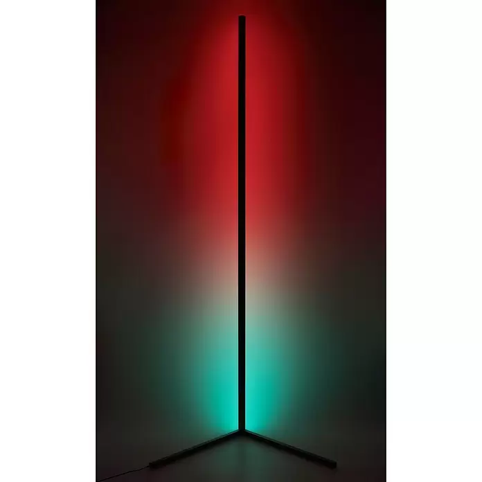 Tween Light LED-Stehleuchte Anzio - 19 W, Höhe: 140 cm, Weiß, RGB - Stimmungsaufnahme