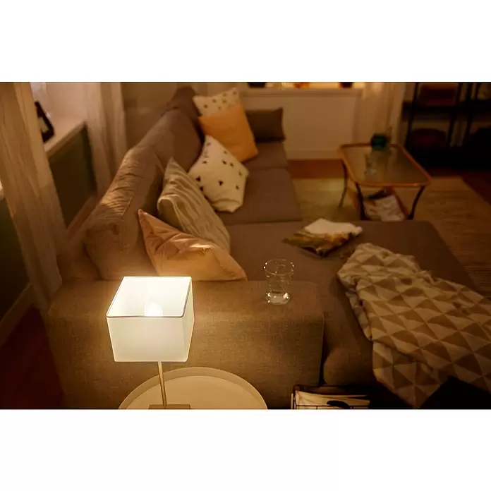 Philips Hue LED-Leuchtmittel White - E14, 5,5 W, Warmweiß, Kerzenform, 1 Stk. - Stimmungsaufnahme