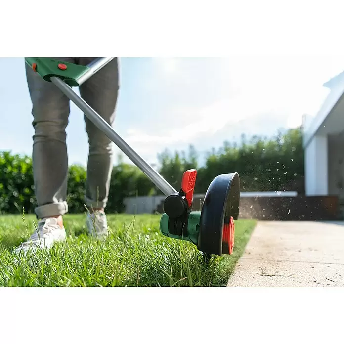 Bosch 18 V Power for All Akumulatorski trimer - 18 V, 2 Ah, 1 baterija, Širina reza: 26 cm - Proizvod u upotrebi