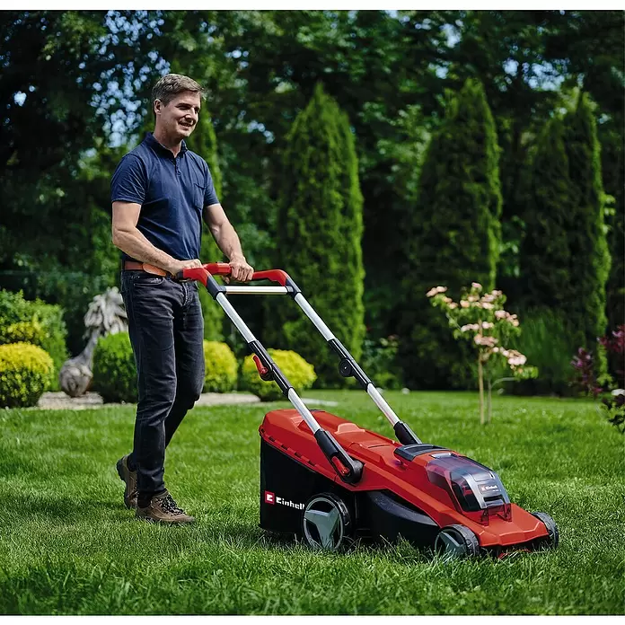 Einhell Power X-Change Akku-Rasenmäher GP-CM 36/41 Li - 18 V, 2 Akkus, 4 Ah, Schnittbreite: 41 cm - Anwendungsbeispiel