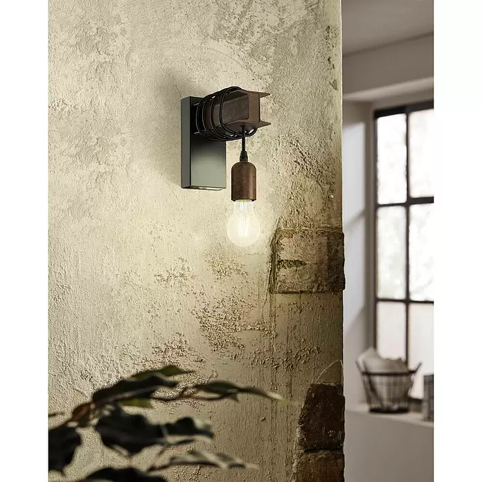 Eglo Wandleuchte TOWNSHEND 4 - 10 W, L x B x H: 80 x 0 x 19 cm, Schwarz/Braun, E27 - Stimmungsaufnahme