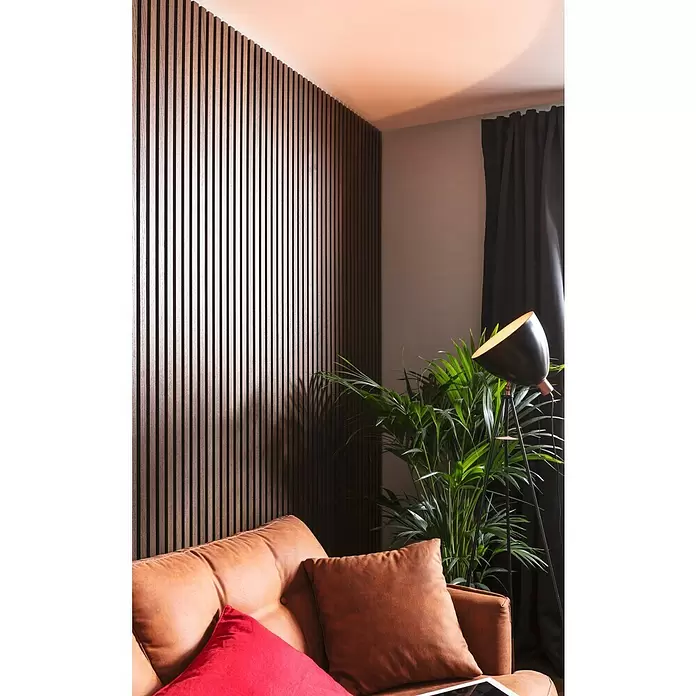 FibroTech Akustikpaneel Basic - Smoked Oak, 2.440 x 605 x 22 mm, 1 Paneel - Stimmungsaufnahme
