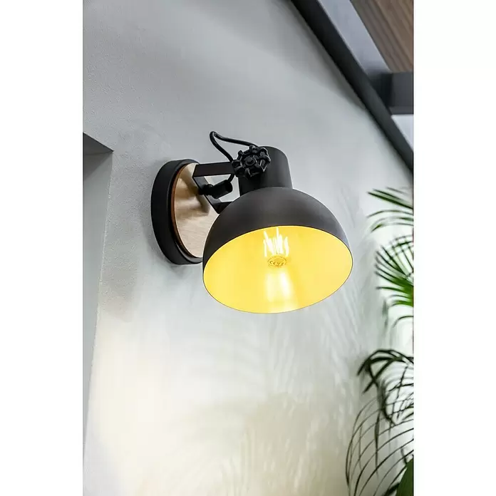 Eglo Lubenham Wandleuchte - 28 W, Schwarz/Braun, E27 - Stimmungsaufnahme