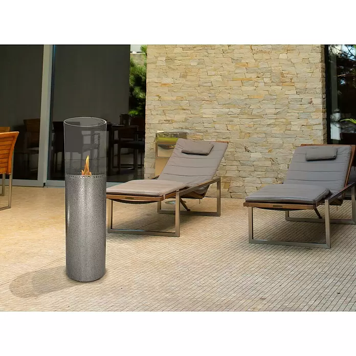 Purline Chimenea de bioetanol Iltia - 26 x 26 x 91 cm, Gris - Foto ambiente