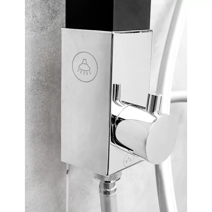 Mixomat Duschpaneel Cityline 2.0 - Höhe: 120 cm, Mit Umsteller, Chrom/Schwarz - Stimmungsaufnahme