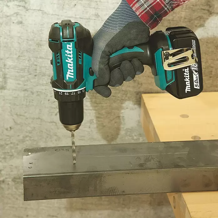Bosch Akku-Bohrschrauber DDF482Z - 18 V, Leerlaufdrehzahl: 0 U/min - 1.900 U/min - Anwendungsbeispiel