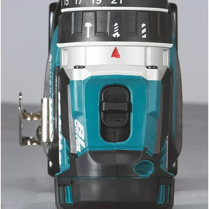 Makita Akku-Schlagbohrschrauber DHP484RTJ - 18 V, 2 Akkus, 5 Ah, Leerlaufdrehzahl: 0 U/min - 2.000 U/min - Detailaufnahme