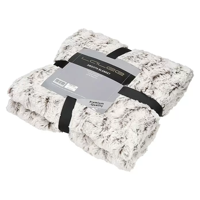 Decke Smooth - Braun, 200 x 150 cm, 100 % Polyester - Diagonale Ansicht