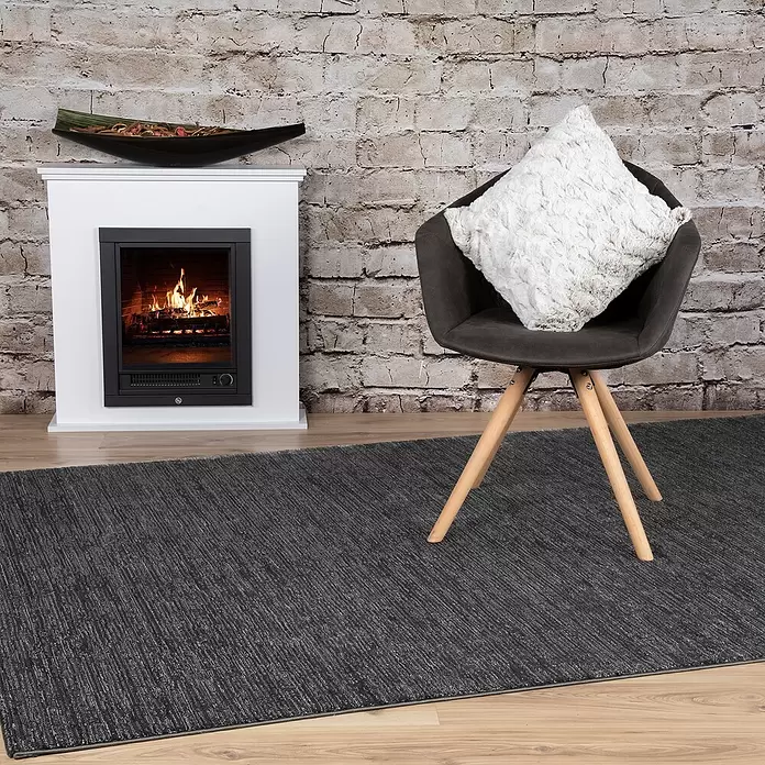 Kissen Smooth - Braun, 45 x 45 cm, 100 % Polyester - Stimmungsaufnahme