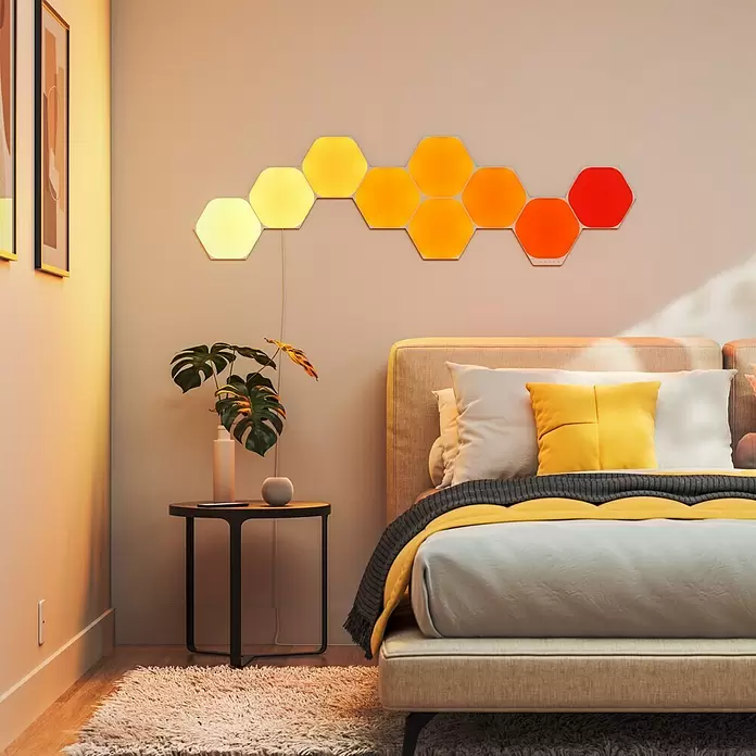 Nanoleaf LED-Panel Shapes Hexagons 5er Starter Set 2. Generation - L x B x H: 23 x 20 x 0,6 cm, Weiß, RGBW - Stimmungsaufnahme