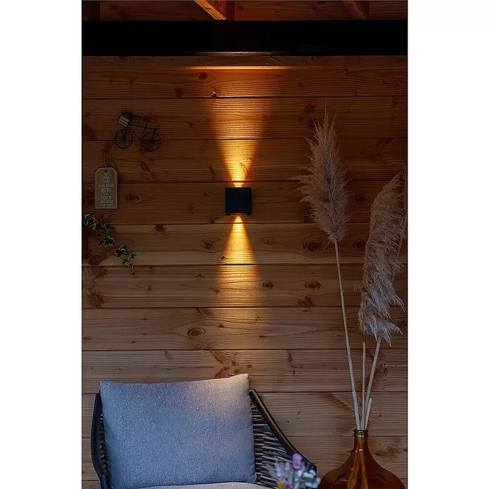 Garden Lights Led-wandlamp voor buiten Mauri - 100 x 100 x 100 mm, IP44, Zwart - Toepassingsvoorbeeld