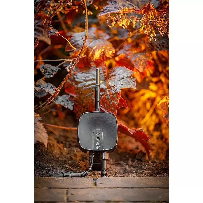 Garden Lights Connector Switch Plus Smart - l x b x h: 38 x 74 x 240 mm - Toepassingsvoorbeeld