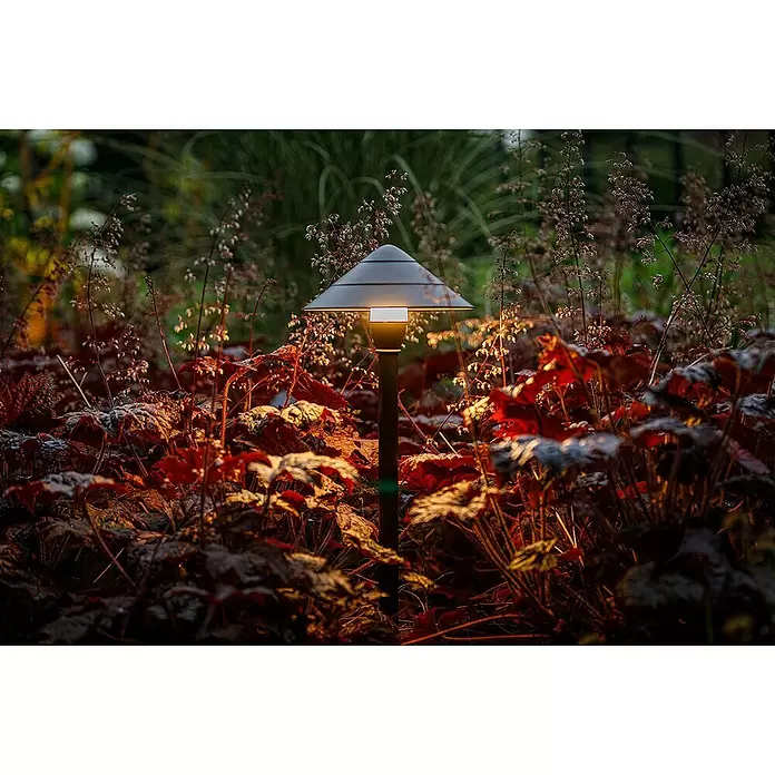 Garden Lights Sokkellamp voor buiten Ceto - 2 W, Zwart, 190 x 190 x 440 mm - Toepassingsvoorbeeld