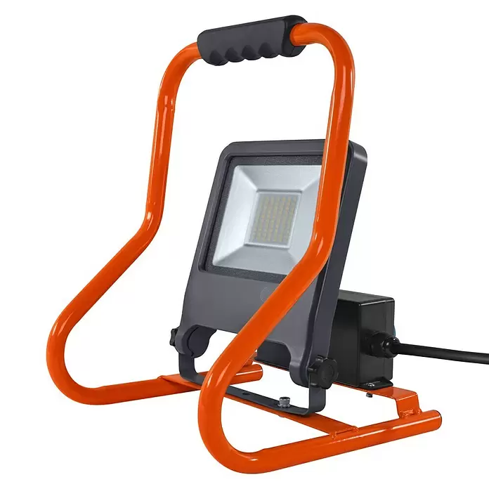 Ledvance LED-Strahler - L x B x H: 27 x 28 x 38 cm, Kaltweiß - Diagonale Ansicht