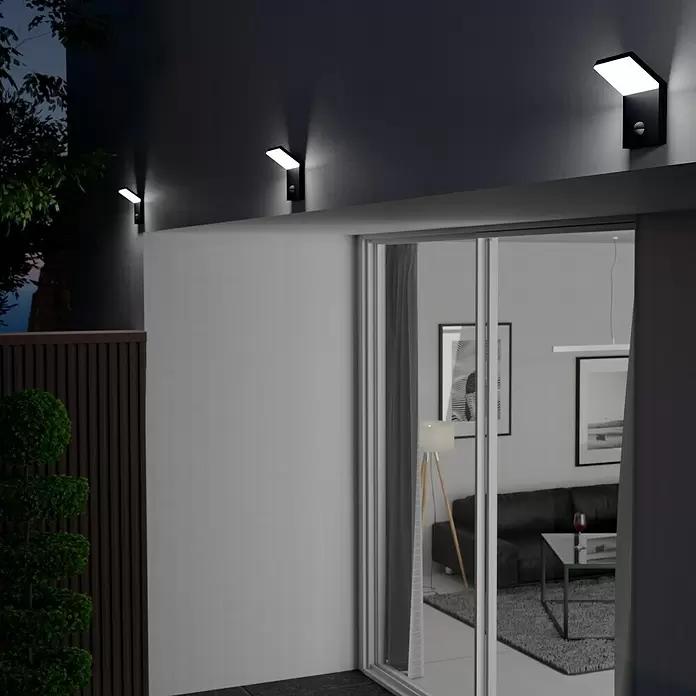 Starlux LED-Sensor-Außenwandleuchte Genova - 9,5 W, L x B x H: 105 x 100 x 164 mm, Silbergrau, Opal, Warmweiß - Stimmungsaufnahme