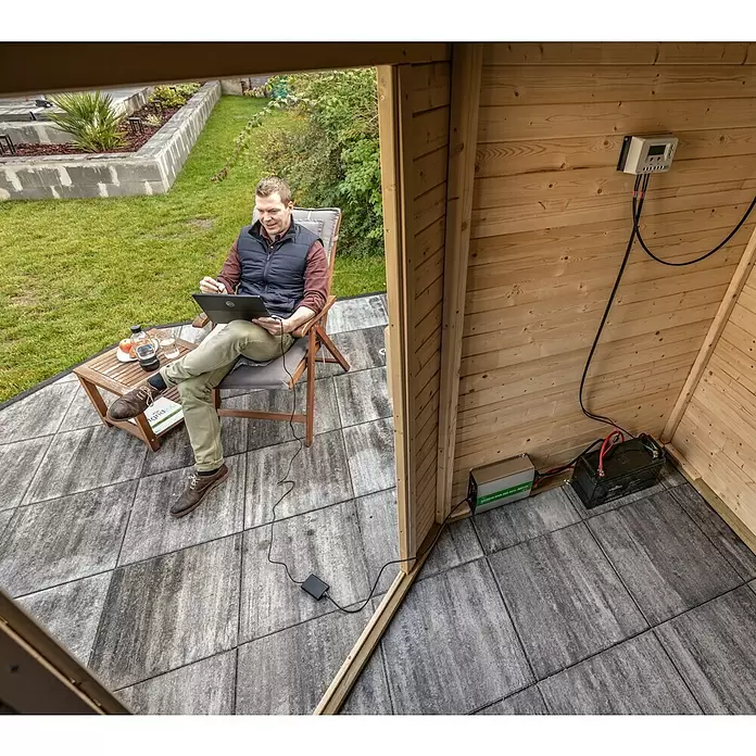 Offgridtec Solarladeregler PWM 12/24-30 - 12/24 V, Max. Laststrom: 30 A - Stimmungsaufnahme
