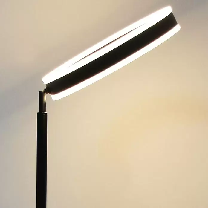 Lavida Ring LED-Stehleuchte - Höhe: 180 cm, Schwarz, Warmweiß - Anwendungsbeispiel
