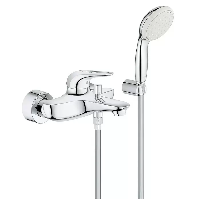 Badewannenarmatur - Mit Handbrause, Chrom, Glänzend - Detailaufnahme