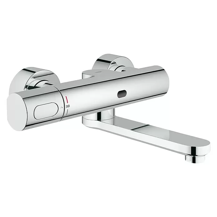 Grohe Eurosmart Cosmopolitan Wand-Waschtischarmatur mit Temperaturregulierung - Infrarot-Elektronik, Chrom, Glänzend, Ausladung: 255 mm - Diagonale Ansicht