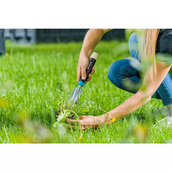 Gardena EcoLine Alat za vađenje korova - Duljina: 42 mm - Proizvod u upotrebi