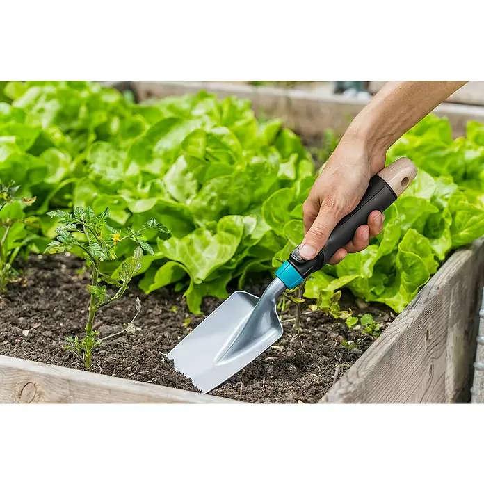 Gardena EcoLine Lopatica za zemlju - Radna širina: 8,5 cm - Proizvod u upotrebi