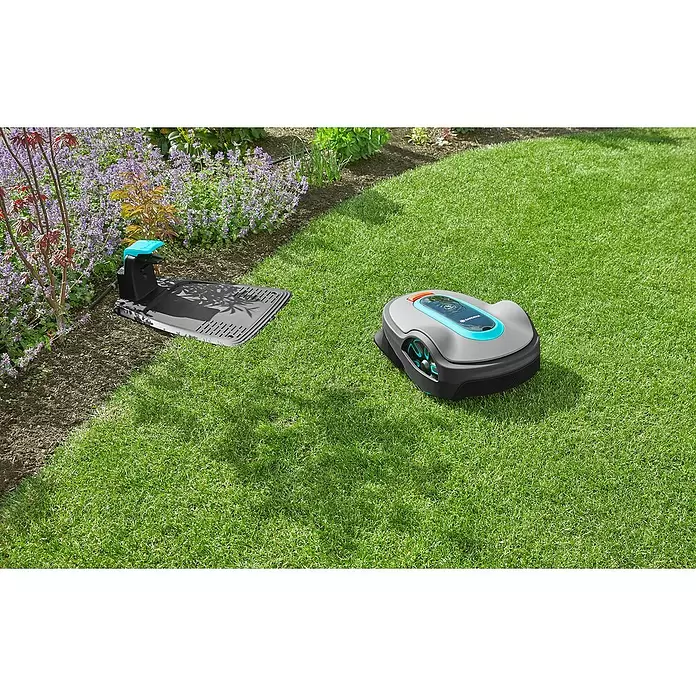 Gardena Mähroboter smart SILENO life Set 750 - 18 V, Li-Ionen, 2 Ah, 1 Akku, Max. Flächenempfehlung: 750 m² - Stimmungsaufnahme