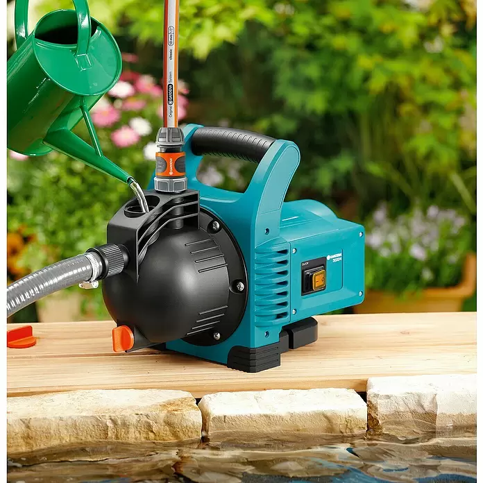 Gardena Gartenpumpe 3000/4 Set - 600 W, Max. Fördermenge: 3.100 l/h - Stimmungsaufnahme
