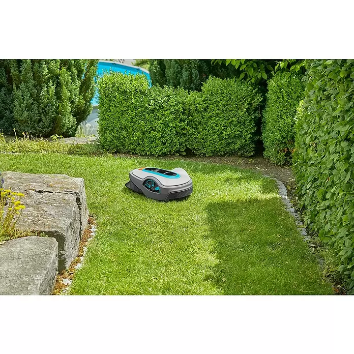 Gardena Mähroboter smart SILENO life Set 1500 - 18 V, Li-Ionen, 2 Ah, 1 Akku, Max. Flächenempfehlung: 1.500 m² - Stimmungsaufnahme