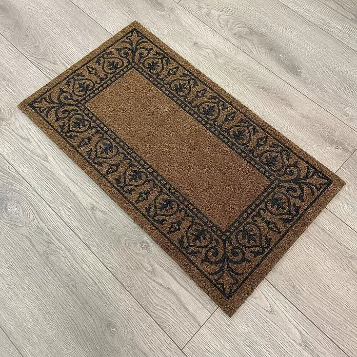 Felpudo de coco Flocado Picassi - Negro/Natural, 70 x 40 cm - Foto ambiente