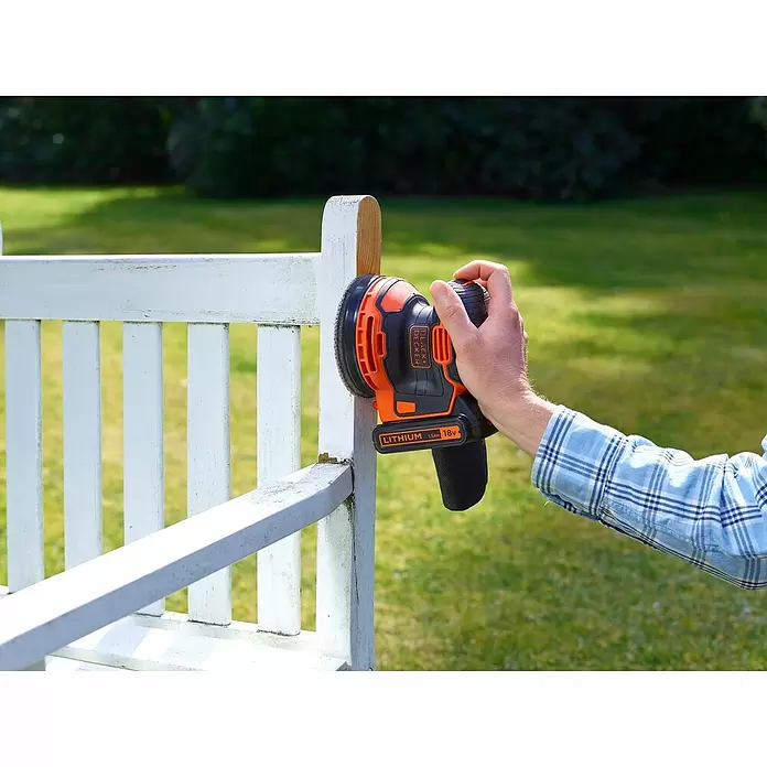 Black+Decker Akku-Exzenterschleifer BDCROS18N-XJ - 125 mm - Anwendungsbeispiel