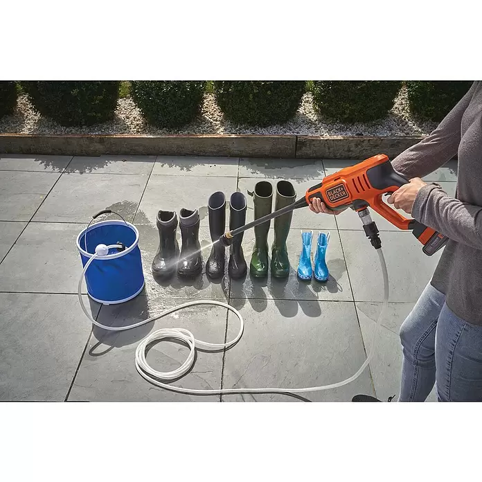 Black+Decker Akku-Druckreiniger BCPC18B - 18 V, Ohne Akku, 120 l/h - Anwendungsbeispiel