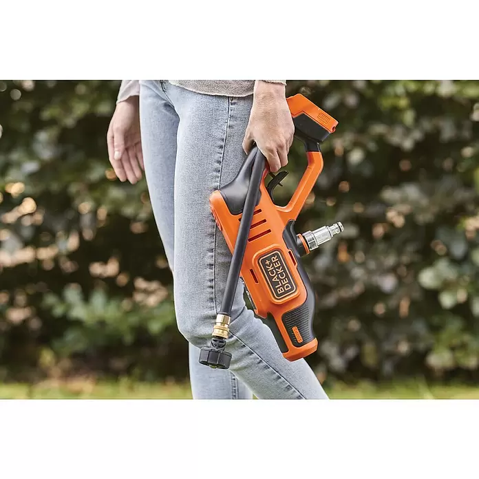 Black+Decker Akku-Druckreiniger BCPC18B - 18 V, Ohne Akku, 120 l/h - Anwendungsbeispiel