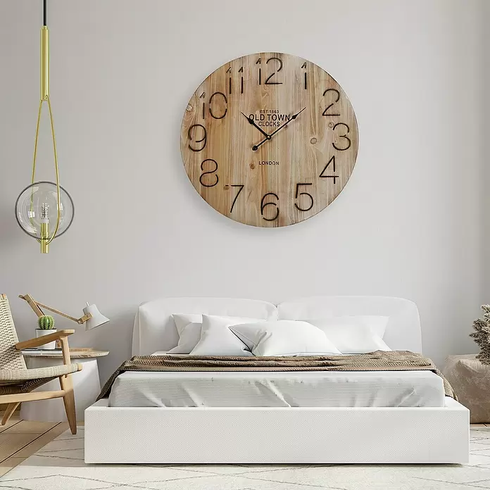 Reloj de pared redondo Old Town - Tonos madera, Diámetro: 58 cm - Foto ambiente