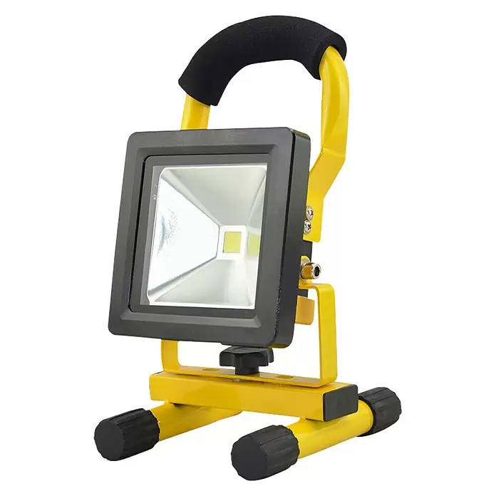 Mobiler LED-Strahler - Akkubetrieben, 10 W, Tageslichtweiß - Diagonale Ansicht