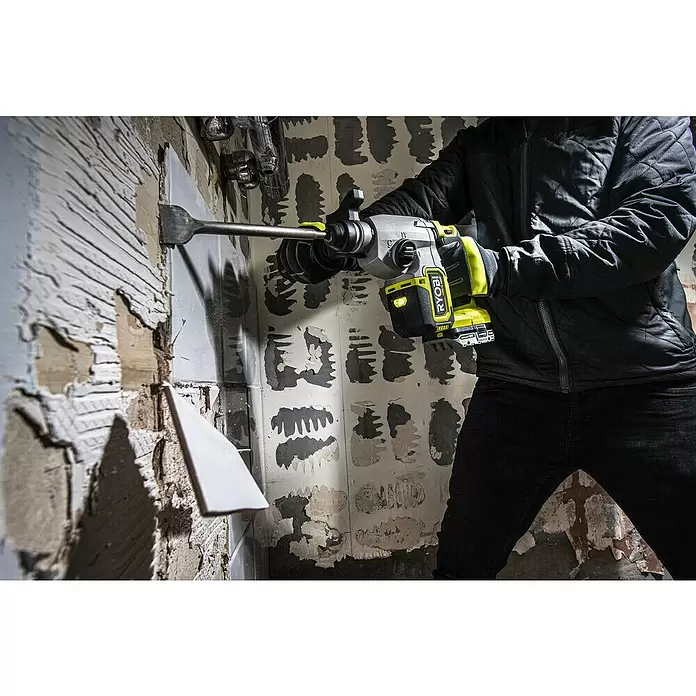 Ryobi ONE+HP Akku-Bohrhammer RSDS18X-0 - 18 V, Ohne Akku, Leerlaufdrehzahl: 0 U/min - 1.400 U/min, Einzelschlagstärke: 2,5 J - Anwendungsbeispiel