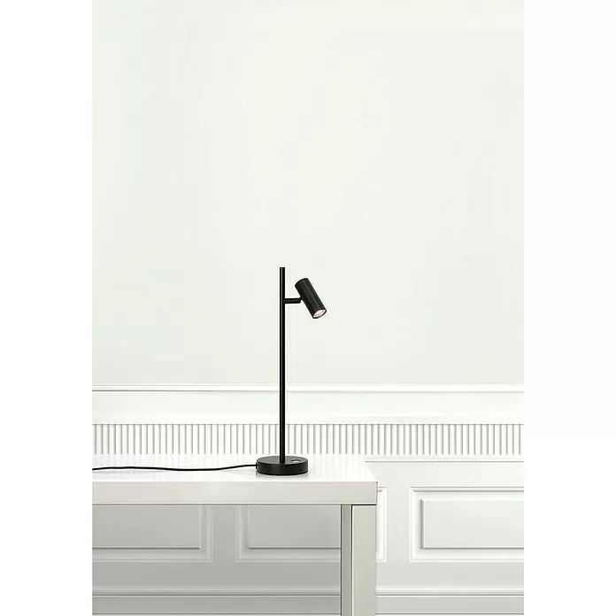 Nordlux Omari Lámpara de sobremesa LED - 3,3 W, L x An x Al: 10 x 15,5 x 40 cm, Negro, Color de luz: Blanco cálido - Foto ambiente