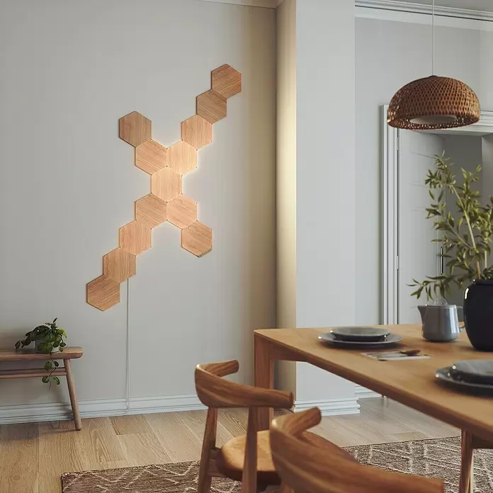 Nanoleaf LED-Panel Elements Hexagons Erweiterung 3er - 42 W, Holzoptik - Stimmungsaufnahme