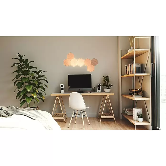 Nanoleaf LED-Panel Elements Hexagons 7er Starter Set - 42 W, Holzoptik - Stimmungsaufnahme