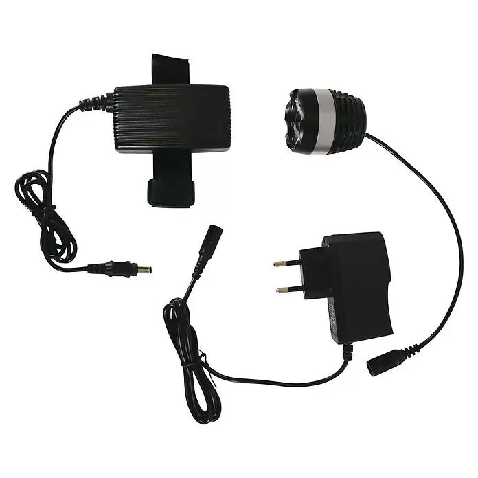 Dresco Ledkoplamp XP-G met Accupack 500 Lumen - Zwart - Diagonaal zicht
