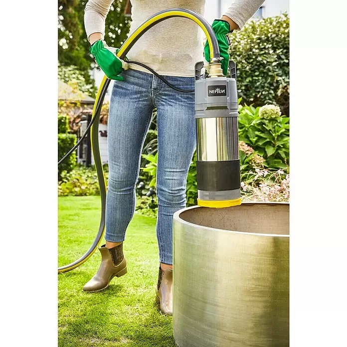 Neptun Tlačna uranjajuća pumpa - 1.100 W, Maksimalni protok: 6.000 l/h - Proizvod u upotrebi