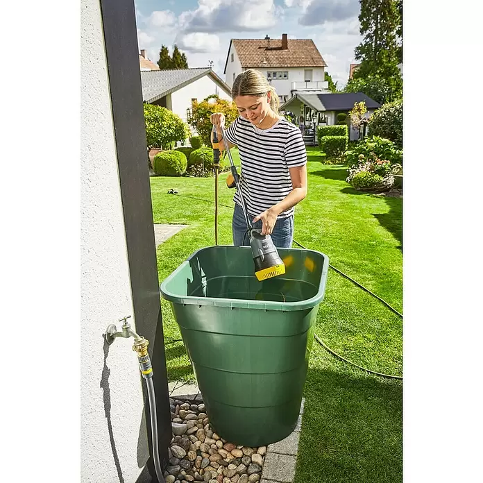 Neptun Regenfasspumpe NRP-E 40 - 400 W, Max. Fördermenge: 4.200 l/h - Anwendungsbeispiel
