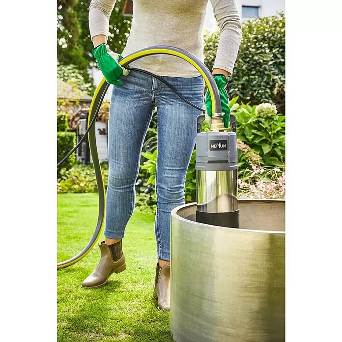 Neptun Tlačna uranjajuća pumpa - 1.100 W, Maksimalni protok: 6.000 l/h - Proizvod u upotrebi