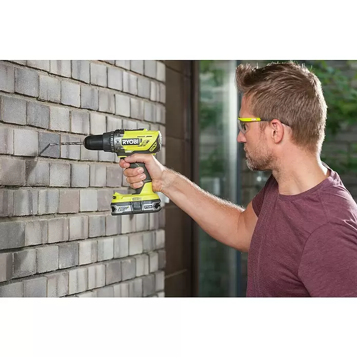 Ryobi ONE+ Akku-Schlagbohrschrauber R18PD3-0 - 18 V, Ohne Akku, Leerlaufdrehzahl: 0 U/min - 1.800 U/min - Anwendungsbeispiel