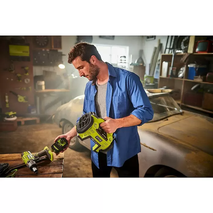 Ryobi ONE+ Akku-Kompressor R18I-0 - 18 V, Ohne Akku, Druck: 10,3 bar - Anwendungsbeispiel